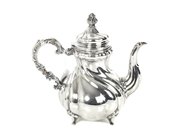 Silver, Tekanna S925 388,0g höjd: 20cm bredd: 19cm, i auktion: Pant – Tisdag 30 augusti 2022