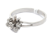 Smycken, Ring 18K Vitguld 2,4g Ø16½ med diamanter 5xca0,01ct, i auktion: Pant – Tisdag 30 augusti 2022