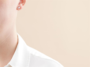 Smycken - ENSTENSÖRHÄNGEN, 18K vitguld - View 3