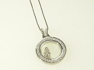 Smycken, KEDJA/HÄNGE, 18K vitguld, i auktion: Klassiska – Lördag 24 april 2004