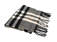 Accessoarer, HALSDUK, BURBERRY, i auktion: Fashionabla – Torsdag 7 augusti