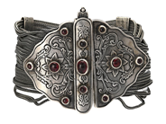 Smycken, ARMBAND, silver, i auktion: Allmänna – Tisdag 5 augusti