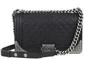 Accessoarer, CHANEL, VÄSKA, i auktion: Modekvaliten – Lördag 18 oktober