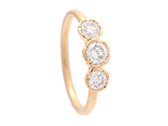 Smycken, TRESTENSRING, 18K guld, i auktion: Lilla Smycken – Tisdag 7 oktober