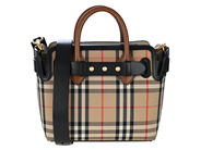 Accessoarer, BURBERRY, VÄSKA, i auktion: Modekvaliten – Lördag 18 oktober