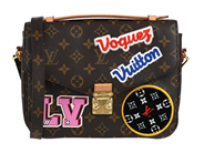 Accessoarer, LOUIS VUITTON, VÄSKA, i auktion: Modekvaliten – Lördag 18 oktober