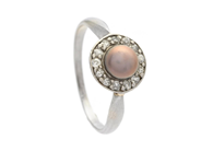 Smycken, Ring, platina, i auktion: Lilla Smycken – Tisdag 4 november
