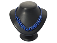 Smycken, COLLIER, kulor av lapis lazuli, i auktion: Allmänna – Tisdag 25 november