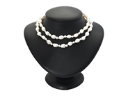 Smycken, PÄRLCOLLIER, odlade sötvattenspärlor, i auktion: Allmänna – Tisdag 9 december