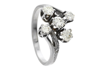 Smycken, RING, 18K vitguld, i auktion: Nyårs – Lördag 27 december 2025