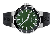 Klockor, ORIS, Aquis Date (30BAR/300 M), i auktion: Klockor – Lördag 31 januari