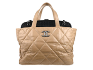 Accessoarer, VÄSKA, CHANEL, i auktion: Fashionabla – Torsdag 15 januari