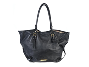 Accessoarer, VÄSKA, BURBERRY, i auktion: Fashionabla – Torsdag 5 februari