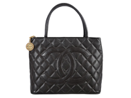 Accessoarer, VÄSKA, CHANEL, i auktion: Fashionabla – Torsdag 5 februari