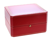 Klocktillbehör, BOX, till Cartier armbandsur, i auktion: Lilla Klockor – Torsdag 2 april