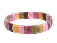 Smycken, ARMBAND, skivor av turmalin ca 10 x 8 mm, i auktion: Lilla Smycken – Tisdag 10 februari