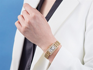 Klockor - CARTIER, Tank Américaine "Small" - View 9