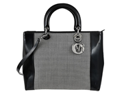 Accessoarer, VÄSKA, CHRISTIAN DIOR, i auktion: Fashionabla – Torsdag 23 april