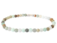 Smycken, ARMBAND, kulor av jade, i auktion: Allmänna – Tisdag 31 mars