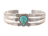 Smycken, ARMRING, silver, i auktion: Allmänna – Tisdag 23 juni
