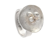 Smycken, RING, sterlingsilver, i auktion: Moderna – Lördag 9 maj