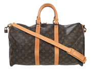 Accessoarer, VÄSKA, LOUIS VUITTON, i auktion: Modespecial – Lördag 22 augusti