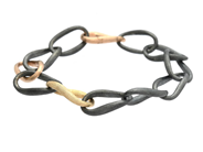 Smycken, OLE LYNGGAARD, armband, i auktion: Moderna – Torsdag 4 juni