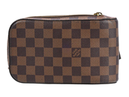 Accessoarer, VÄSKA, LOUIS VUITTON, i auktion: Fashionabla – Torsdag 30 juli
