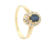 CARMOSÈRING, 18K guld, 1 safir, 12 st briljanter, stl 16,5 mm, vikt ca 2,5 g.