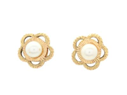 PÄRLÖRHÄNGEN, 18K guld, 2 odlade sötvattenspärlor, örhängen formade som blommor, stift, saknar snurrebussar, vikt 0,7 g.