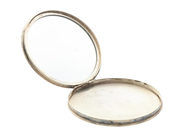 FICKSPEGEL, sterlingsilver, Hallbergs Guldsmeds Ab, Stockholm, år 1947, diameter ca 8 cm, vikt 91,6 g. på auktion i Stockholm, Stockholms län hos Kaplans Auktioner