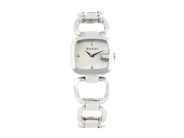 GUCCI, G-Gucci, Serie nr. 15322785, Ref nr. YA125502, Boett nr. 125.5, damur, 23,5 x 22 mm, stål, quartz, safirglas, pärlemorurtavla med diamanter (3 st. 8/8), integrerad originallänk, Ref nr. 2458/03/15, cert, juli 2015, box (skadad), ytterkartong.