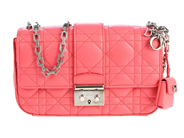 DIOR, VÄSKA, Miss Dior Clutch, rosa Cannage lammskinn, silverfärgade beslag, 19x11x4 cm, märkt 18-MA0113, år 2 på auktion i Stockholm, Stockholms län hos Kaplans Auktioner