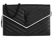 SAINT LAURENT, VÄSKA, Envelope Wallet On Chain, grain de poudre svart kalvskinn, svartfärgade beslag, 22x14x1,5 cm, cert, små fläckar. Good Condition.