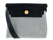 HERMÈS, VÄSKA, Mini Herbag, svart Vache Hunter-läder, ecrufärgad Toile canvas 100% bomull, guldfärgade beslag, 19x15x7 cm, märkt W, år 2024, care booklet, dustbag, originalkartong, plast kvar på beslag. Excellent Condition.