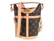 LOUIS VUITTON, VÄSKA, Duffle Bag, Monogram Canvas, guldfärgade beslag, 14x21x14 cm, avtagbar axelrem, dustbag. på auktion i Stockholm, Stockholms län hos Kaplans Auktioner