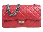 CHANEL, VÄSKA, Reissue Double Flap Bag, vinrött quiltat skinn, mörka silverfärgade beslag, 27,5x16x9 cm, holog på auktion i Stockholm, Stockholms län hos Kaplans Auktioner