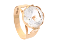 RING, 18K guld, bergskristall, stl 15,75 mm, vikt ca 1,9 g. på auktion i Stockholm, Stockholms län hos Kaplans Auktioner