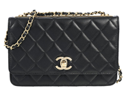 CHANEL, VÄSKA, Trendy CC Wallet On Chain, svart quiltat läder, guldfärgade beslag, 19x12x2 cm, chipmärkt LHPC6 på auktion i Stockholm, Stockholms län hos Kaplans Auktioner