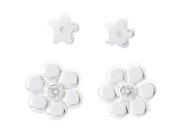 SMYCKESET, 2 par örhängen, sterlingsilver, cubic zirconia, blommor, stift, vikt ca 1,9 g. på auktion i Stockholm, Stockholms län hos Kaplans Auktioner
