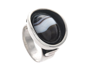 CLAES GIERTTA, ring, silver, bandagat, stl 15,5 mm. (d) på auktion i Stockholm, Stockholms län hos Kaplans Auktioner