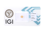 DIAMANT, briljantslipad, 0,50 ct, Fancy Vivid Orangy Yellow/VS1, IGI report 813690948, förseglad. på auktion i Stockholm, Stockholms län hos Kaplans Auktioner