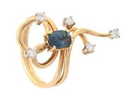 RING, 18K guld, ovalslipad safir, 5 briljantslipade diamanter ca 0,23 ctv, ca W/P, stl 17,5 mm, vikt 5,3 g.
