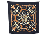 SCARF, HERMÈS, Eperon D´o, Henri d´Origny, 100% siden, 86x86 cm, svart, brun, tråddragning. på auktion i Stockholm, Stockholms län hos Kaplans Auktioner