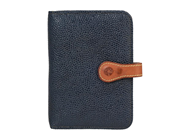AGENDA, MULBERRY, marinblått präglat läder, brunt läder, 15x11x3 cm. på auktion i Stockholm, Stockholms län hos Kaplans Auktioner
