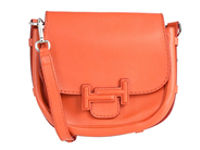 VÄSKA, TOD´S, orange läder, 23x22x5 cm, silverfärgade beslag, avtagbar axelrem, dustbag. på auktion i Stockholm, Stockholms län hos Kaplans Auktioner