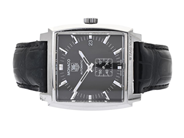 TAG HEUER, Monaco, Cal 6 (ETA 2895-2), Serie nr. WRK8747, Boett nr. WW2110-0, herrur, 37 x 36 (43) mm, stål, a på auktion i Stockholm, Stockholms län hos Kaplans Auktioner