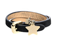 ARMBAND, MULBERRY, Double, svart läder, ljusa guldfärgade beslag, bredd 1 cm, längd 39 cm, smyckespåse. på auktion i Stockholm, Stockholms län hos Kaplans Auktioner