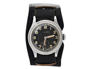 LONGINES, s.k. "Tre Tacche", herrur, 31 mm, Cal 10.68 Z, Serie nr. 6525239, Boett nr. 22360 / 255, stål, manue på auktion i Stockholm, Stockholms län hos Kaplans Auktioner