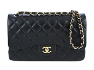 VÄSKA, CHANEL, Jumbo Flap Bag, svart quiltat lammskinn, guldfärgade beslag, 30x19x9 cm, hologrammärkt 22226309 på auktion i Stockholm, Stockholms län hos Kaplans Auktioner